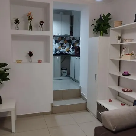 Apartment Tomis Promenada Constanţa