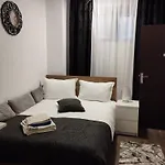 Tomis Promenada Apartament *
