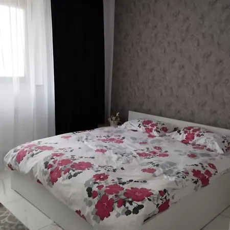 Tomis Promenada Apartmán *