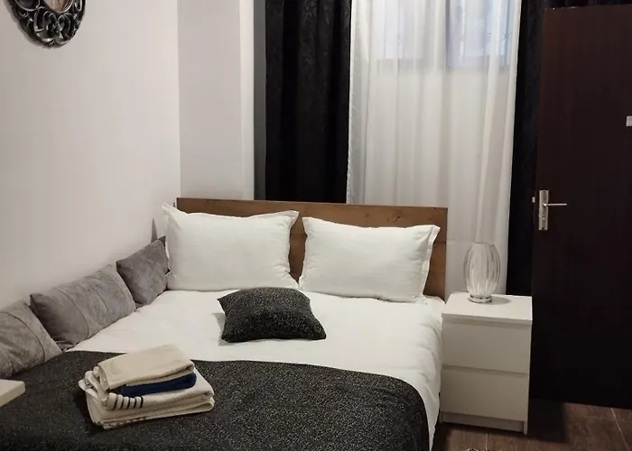 Tomis Promenada Apartament *