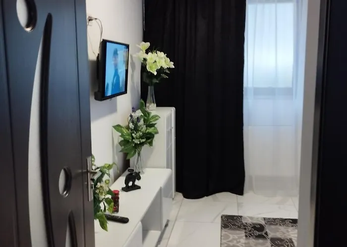 Tomis Promenada Apartament *